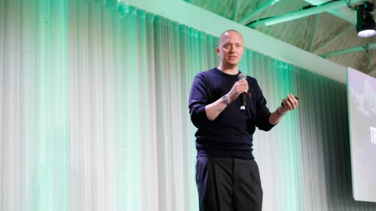 Leadership speaker Dan Crompton